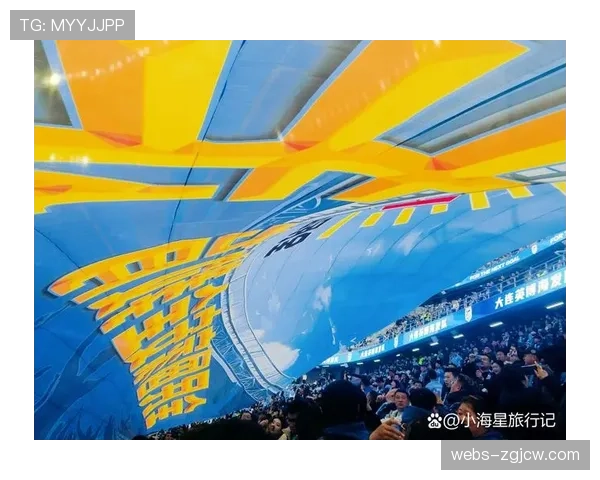 大连梭鱼湾足球场62339人观赛创纪录，中超球市连续高位运行回暖明显